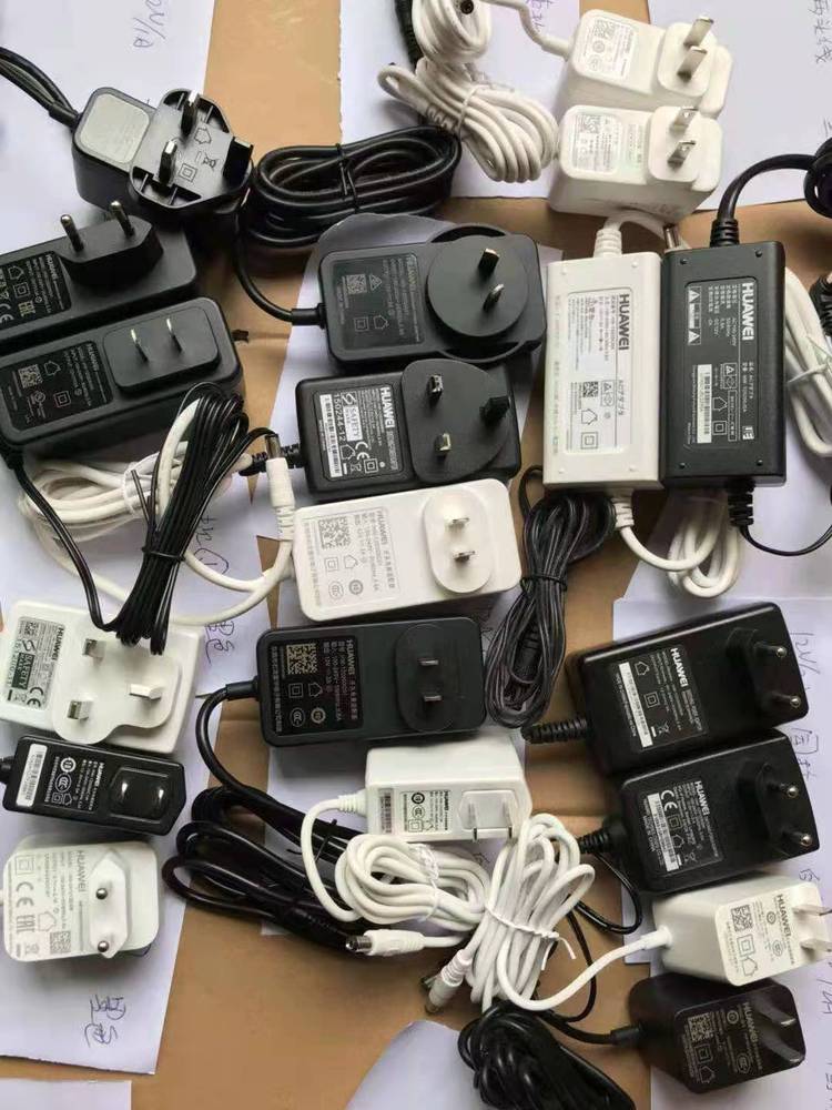 电源适配器与废旧电子库存大批量回收指南 现金结算如何助力电子产品贸易高效清仓